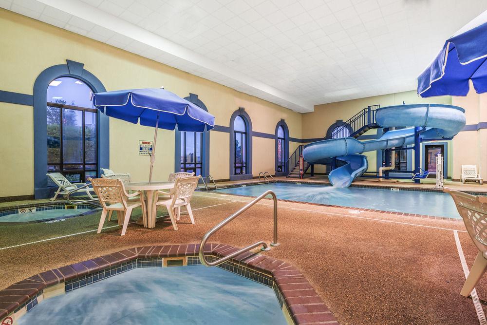 Howard Johnson By Wyndham Billings Buitenkant foto